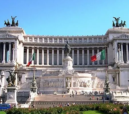 House&Colosseum-3